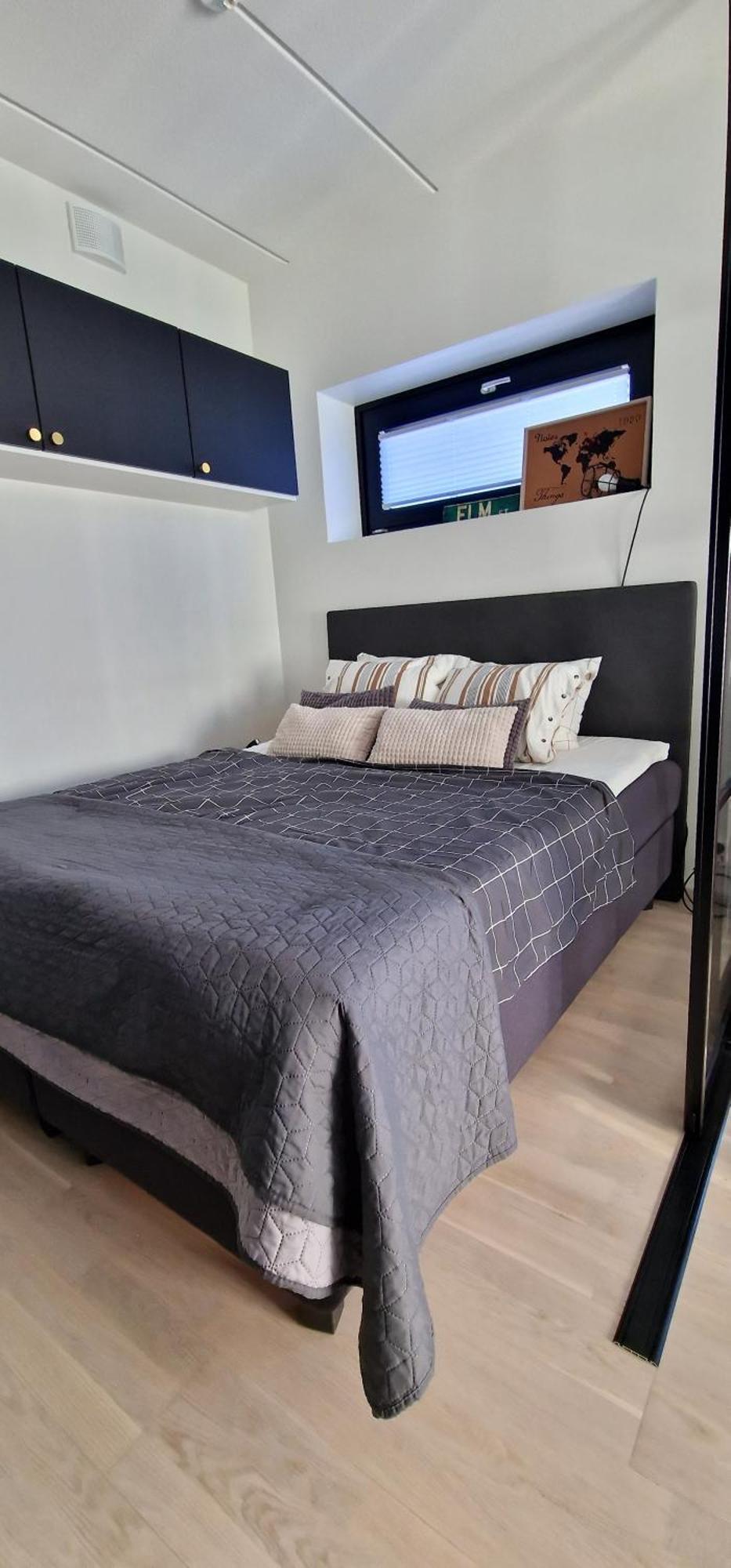 Modern Apartment Near Tampereen Messukeskus, With Own Private And Free Parking 외부 사진