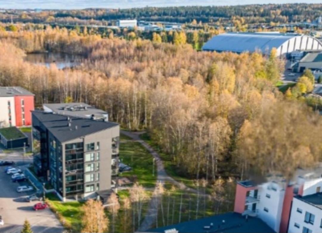 Modern Apartment Near Tampereen Messukeskus, With Own Private And Free Parking 외부 사진