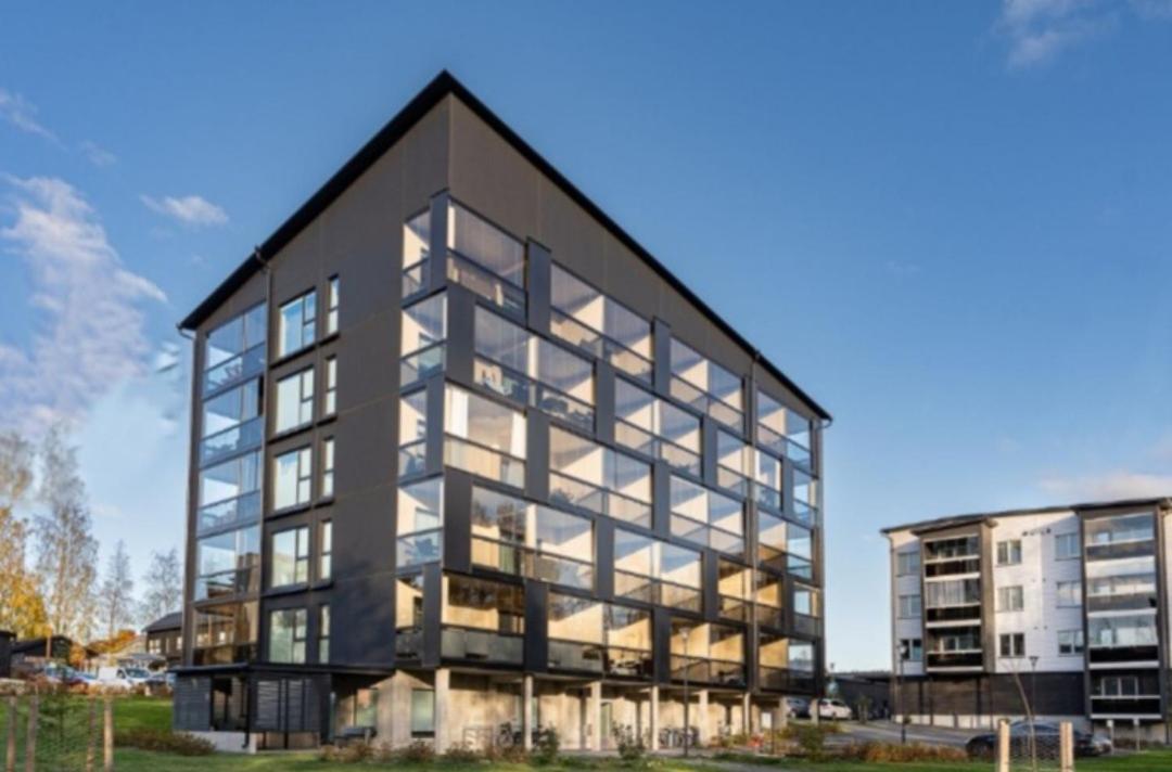 Modern Apartment Near Tampereen Messukeskus, With Own Private And Free Parking 외부 사진
