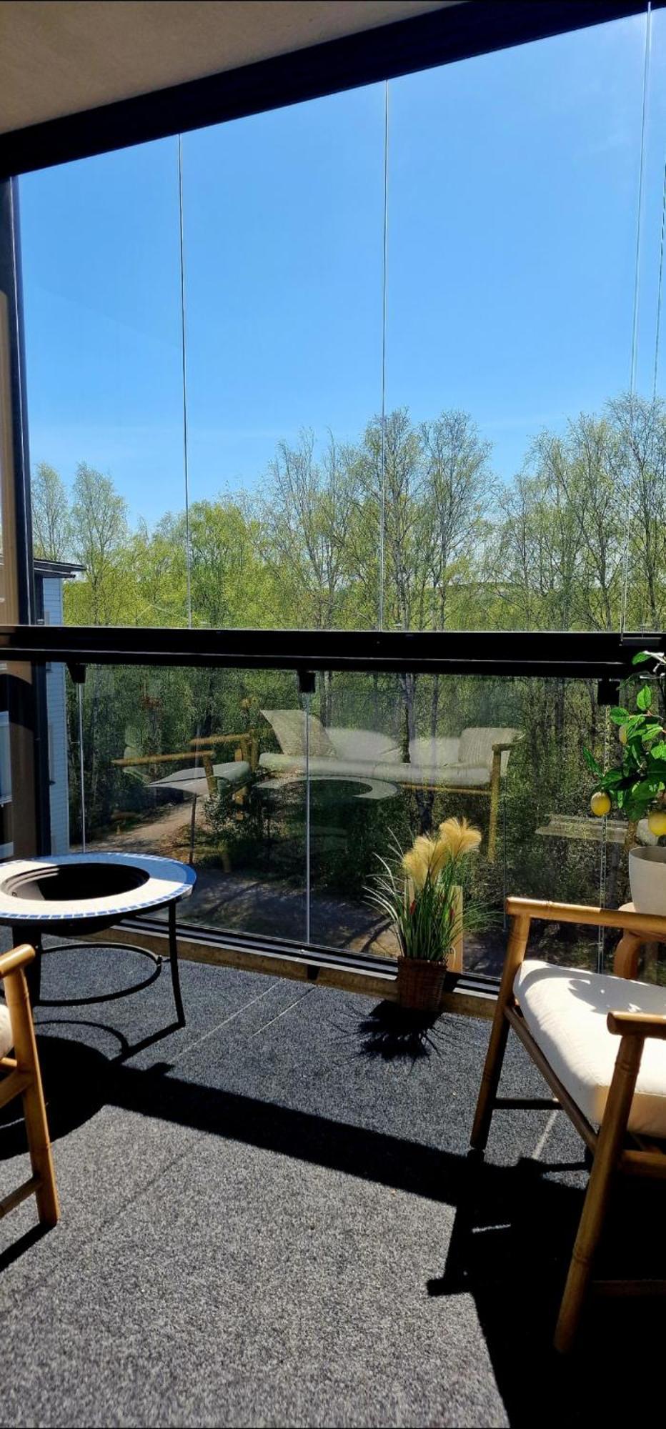 Modern Apartment Near Tampereen Messukeskus, With Own Private And Free Parking 외부 사진
